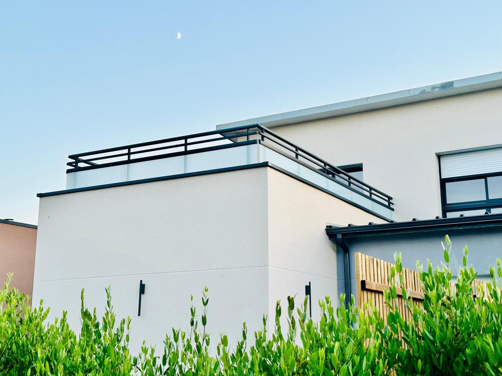Le Refuge De Lalbatros Vert Donville-les-Bains Exterior foto